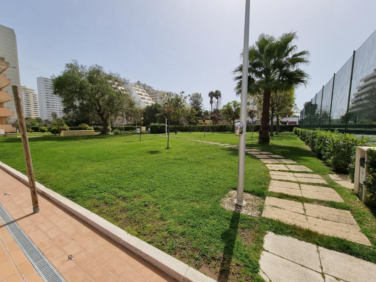 Apartamento Encantador Com Piscina Aquecida Портиман Екстериор снимка