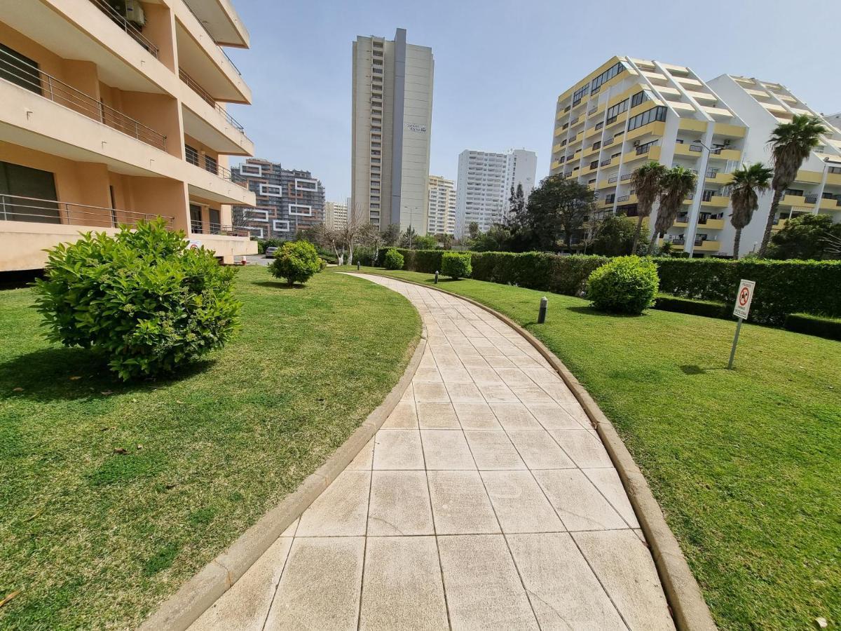 Apartamento Encantador Com Piscina Aquecida Портиман Екстериор снимка